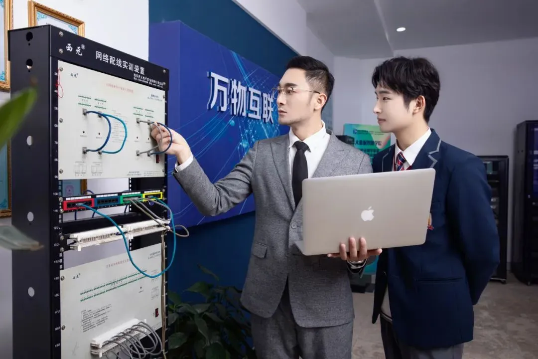 W(wng)j(lu)\(yn)S̎(sh)֕r(sh)ġ[o(h)ߡͺAXW(xu)ԺW(xu)ӓռI(y)ߵ